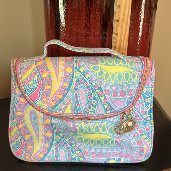 Estée Lauder Colorful Paisley Cosmetic Bag with Re-Nutriv Hand Crème - Picture 5 of 13
